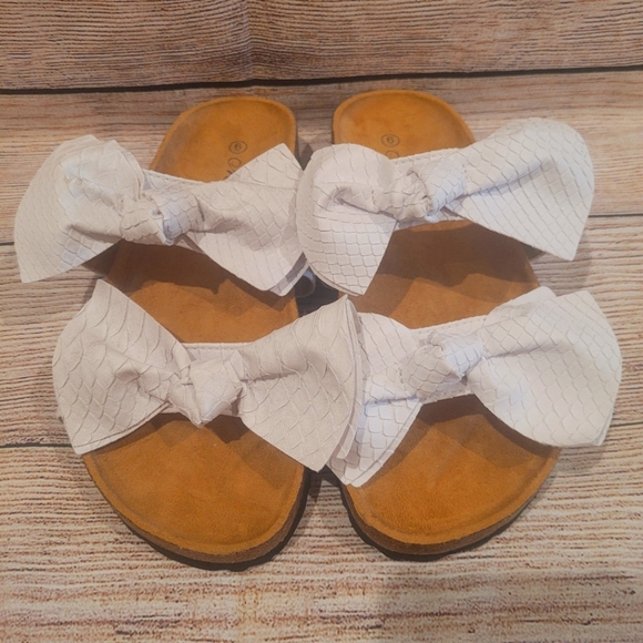 Mata Bow Sandal💞 - Picture 5 of 10